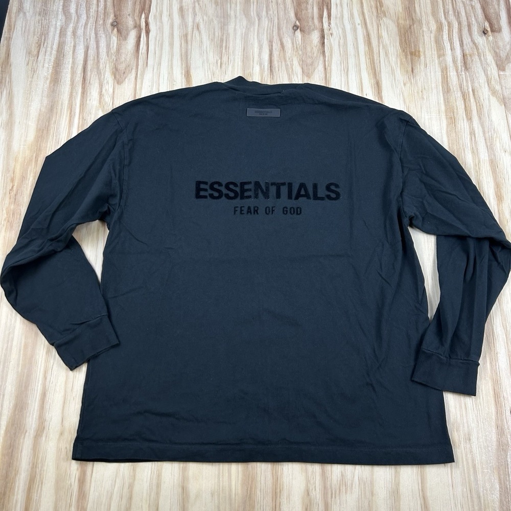 Essentials Fear of God Men's Large Black Long Sleeve T-Shirt Spell Out Logo